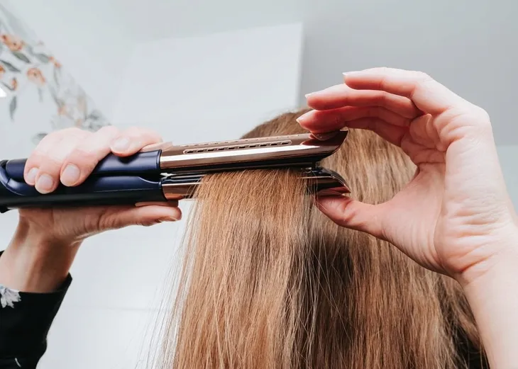 prostownica-vz8100-concept-stan-nowy