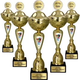 komplet-pucharow-z-pokrywkami-zawody-maraton-bieg-5-szt-42-40-36-33-32-cm