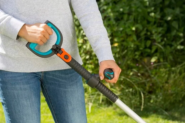 nozyce-do-galezi-sc-marka-gardena-zasilanie-reczne