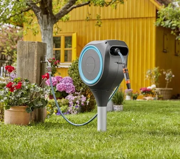 beben-ogrodowy-rollup-s-typ-ze-zwijaczem-marka-gardena