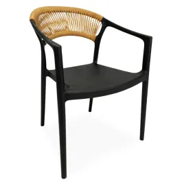 krzeslo-ogrodowe-czarne-plecione-z-podlokietnikami-na-taras-balkon-ogrod