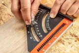katownik-z-linijka-rodzaj-katownik-uniwersalny-marka-neo-tools