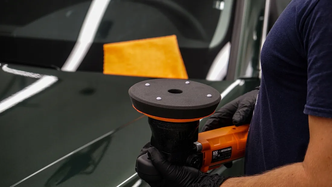 adbl-roller-profesjonalna-polerka-samochodowa-dual-action-torba-da09125-b