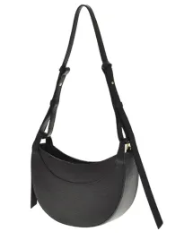 torba-luna-black-czarna-skora-naturalna-pasek-laura-biaggi-na-ramie