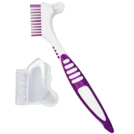 denicarte-szczoteczka-do-protez-fioletowa