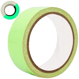 tasma-fluorescencyjna-swiecaca-w-ciemnosci-5m-odblaskowa-samoprzylepna