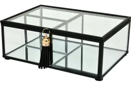 szkatulka-na-bizuterie-szklana-z-fredzlem