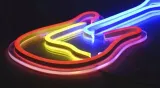 lampa-neonowa-activejet-neon-led-gitara-stan-nowy