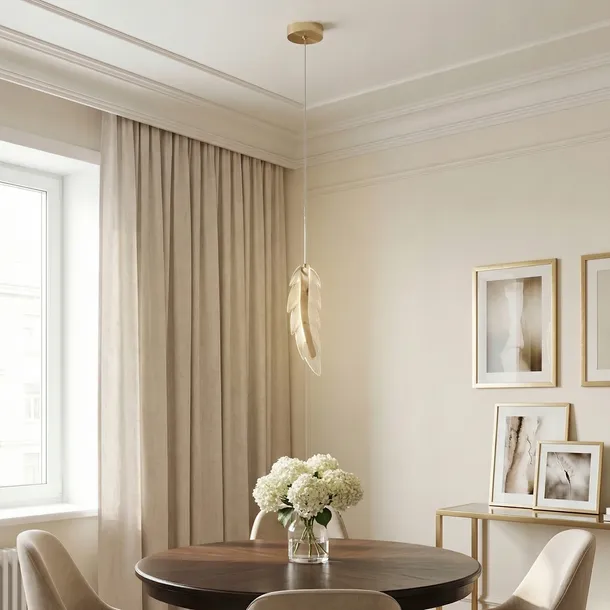 lampa-sufitowa-wiszaca-led-zlota-transparentna-pojedyncza-piorko-dekoracja-liczba-punktow-swiatla-1