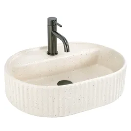umywalka-ryflowana-rea-marcela-vanilla-nablatowa-z-miejscem-na-baterie-50cm