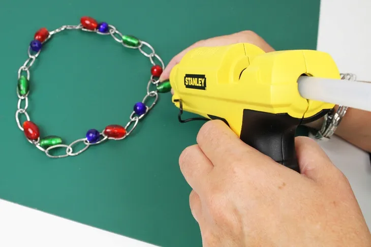 pistolet-klejowy-gr50-zasilanie-elektryczne