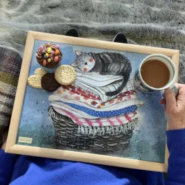 podstawka-pod-laptopa-lp01-kot-na-koszu-z-praniem