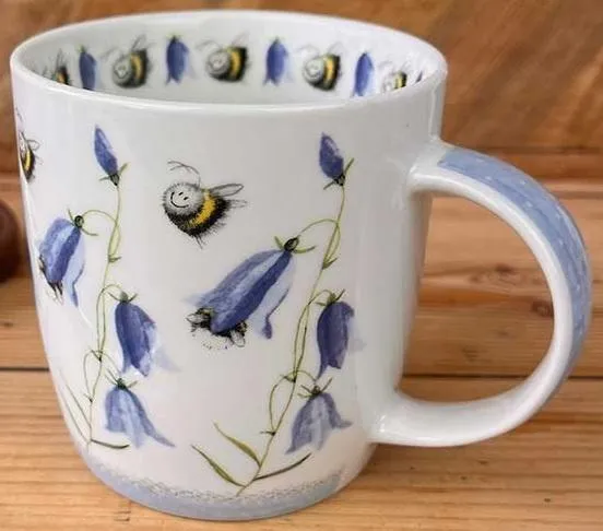 kubek-m85-pszczoly-i-dzwonki