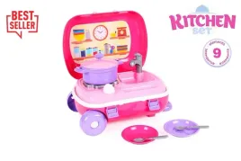 zestaw-kuchenny-z-naczyniami-rozowy