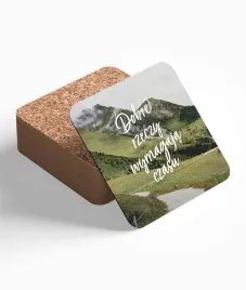 podstawka-korkowa-dobre-rzeczy-wymagaja-czasu