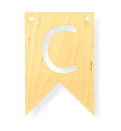 drewniany-proporczyk-tabliczka-z-litera-c-do-girlandy-zawieszka-choragiew