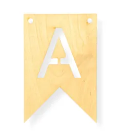 drewniany-proporczyk-tabliczka-z-litera-a-do-girlandy-zawieszka-choragiew