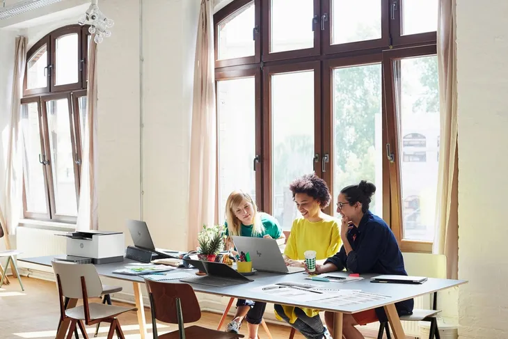 drukarka-hp-laserjet-m209d-wysokosc-produktu-20-5-cm