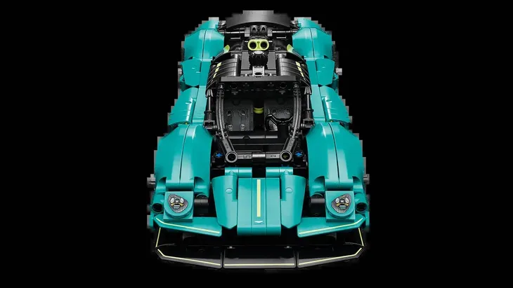 lego-technic-42208-aston-martin-valkyrie