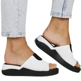 klapki-skorzane-na-koturnie-evento-8479-biale