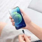 kabel-przewod-do-iphone-usb-lightning-2-4a-2m-szary-kolor-szary-zlacza-usb-apple-lightning