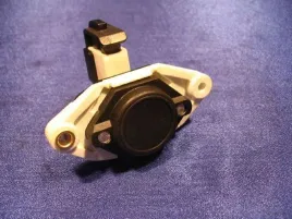 regulator-napiecia-28v-hella