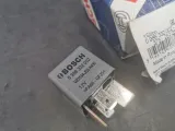przekaznik-12v-70a-bosch-stan-nowy-producent-czesci-bosch
