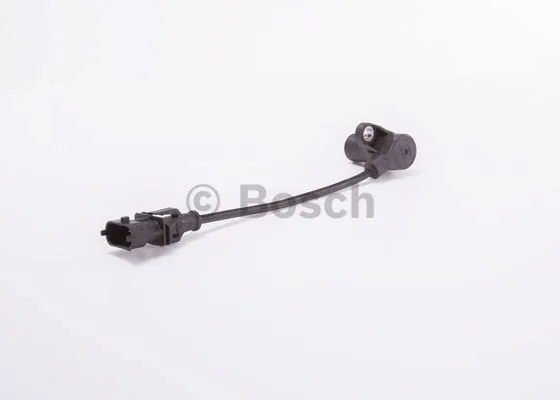 czujnik-predkosci-obrot-walu-iveco-bosch-jakosc-czesci-zgodnie-z-gvo-q-oryginal-z-logo-producenta-czesci-oem-oes