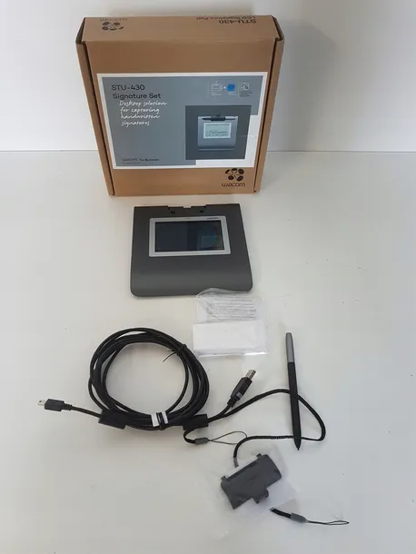zaslepka-halogenu-jumbo-hella-numer-katalogowy-oryginalu-1394332-8xs147945001