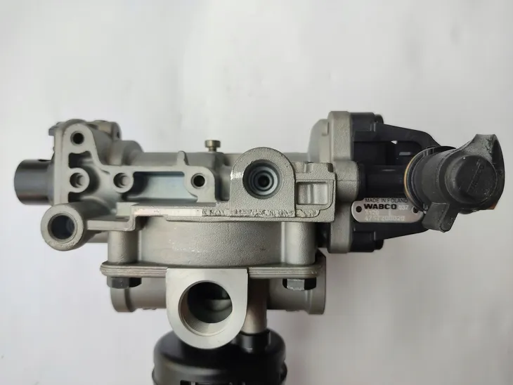 regulator-sily-ham-volvo-fl-wabco-numer-katalogowy-czesci-4757200020