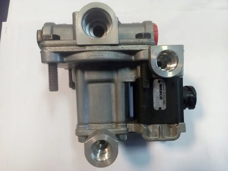 zawor-zabezp-ebs-actros-wabco-producent-czesci-wabco
