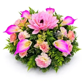 duzy-stroik-na-cmentarz-kompozycja-kwiatowa-na-grob