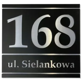 tabliczka-tablica-adresowa-z-numerem-domu-na-dom