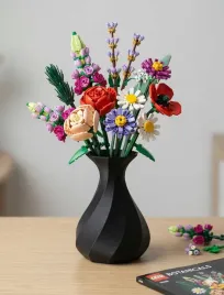 julia-czarny-wazon-do-kwiatow-lego-icons-botanicals-suszone-kompozycje