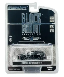 greenlight-black-bandit-2023-ford-mustang-mach-e-gt-1-64-nowy-model