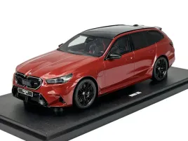 gt-spirit-bmw-m5-touring-g90-czerwony-1-18-gt964-nowy-model-metalowy