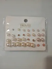 16-par-kolczykow-perelki