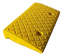 najazd-podjazd-podjazdy-pod-wozek-inwalidzki-7cm