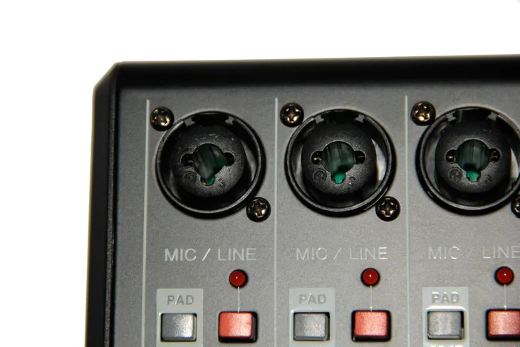 dna-mc08x-mikser-8-kanalow-interfejs-usb-kod-producenta-mc08x