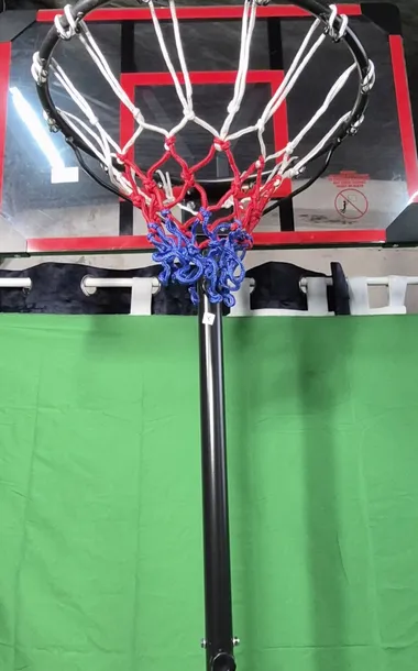 tablica-do-koszykowki-135cm-305cm-przydomowa-stan-nowy-waga-z-opakowaniem-30-kg