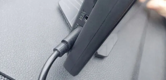 ekran-multimedialny-navitel-ds1020-carplay-android-auto-wifi-bluetooth-stan-nowy-marka-navitel