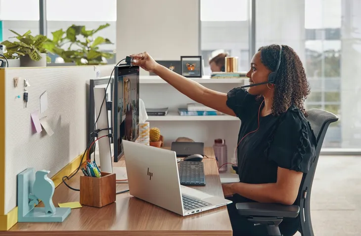 poly-blackwire-3220-usb-c-usb-c-a-adapter-8x228aa-regulacja-glosnosci-tak