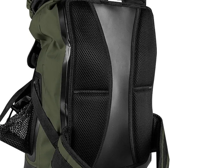 plecak-wodoodporny-600d-cechy-dodatkowe-miejsce-na-bidon-pas-biodrowy-pas-piersiowy-regulowany-system-nosny-wodoodporny-pojemnosc-20-40-l