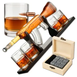 zestaw-whisky-karafka-kalasznikow-karabin-ak-47-pistolet-4-szklanki-kostki