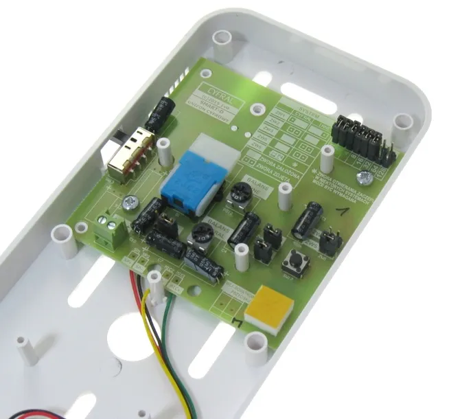 cyfral-smart-d-bialy-cyfrowy-unifon-stan-nowy-marka-cyfral