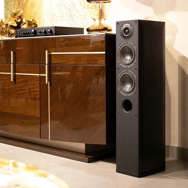 indiana-line-nota-550x-walnut-stereo-konstrukcja-bass-reflex-trojdrozne
