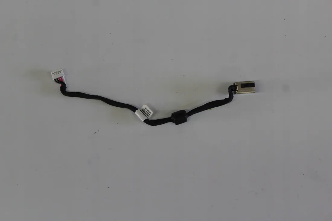 gniazdo-zasilania-dell-e5540