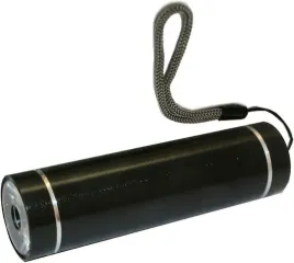 latarka-reczna-na-baterie-lekka-aluminiowa-mocna