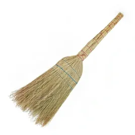 miotla-sorgo-tradycyjna-naturalna-miotelka-do-zamiatania-podworka