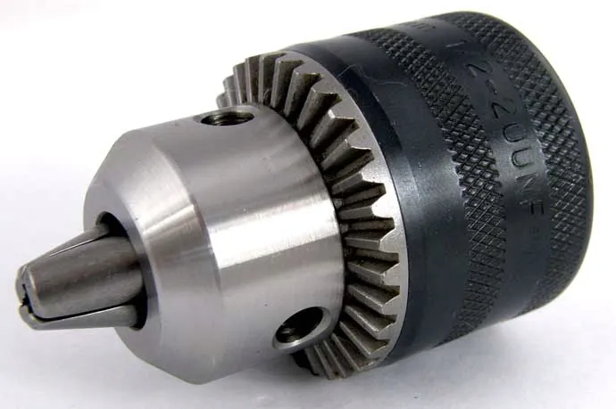 glowka-do-wiertarki-10-1-2-kluczyk